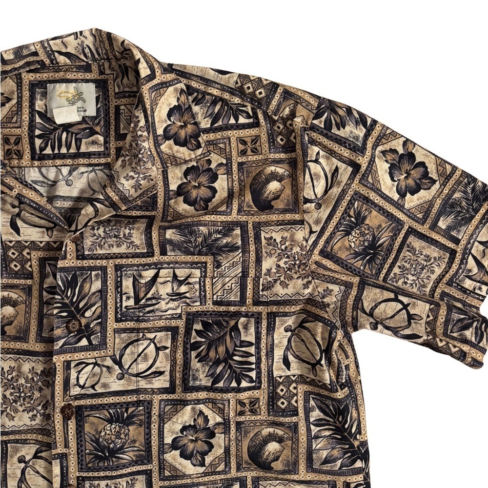 Authentic Ho Aloha Patterned Short Sleeve Shirt - Picture 2 of 5